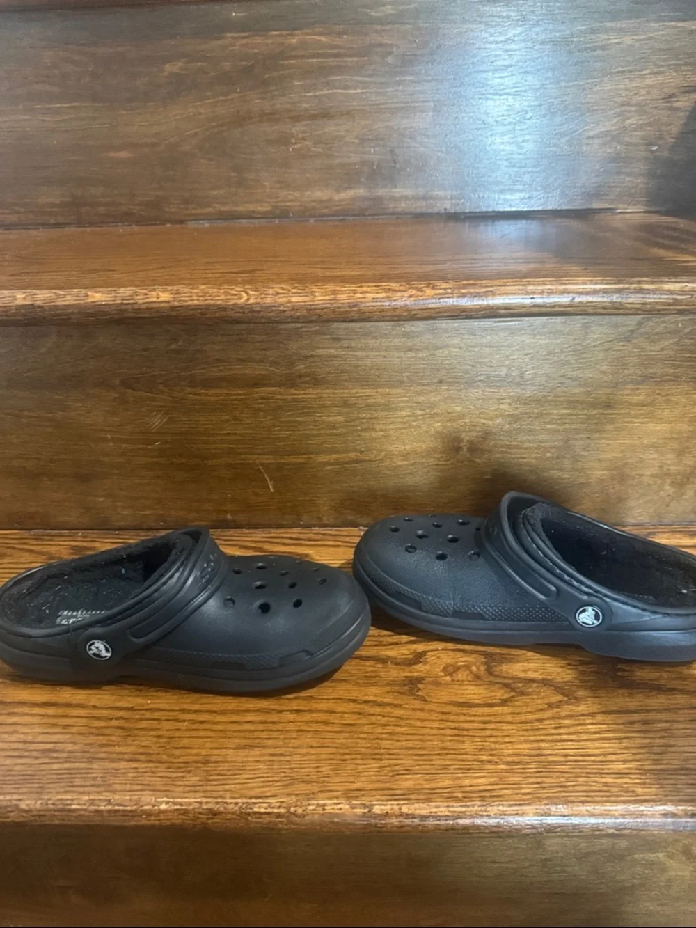 CROCS Kids Classic Clog with Fleece Lining - Black -J3